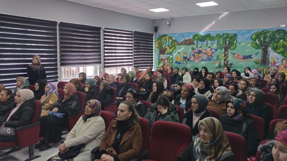 Perihan Erdoğan İlkokulu Okul Aile Birliği Toplantısı